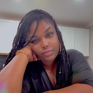 Meet your Posher, Mallory